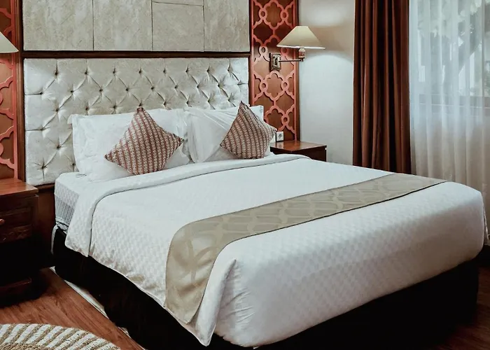 Royal Brongto Hotel